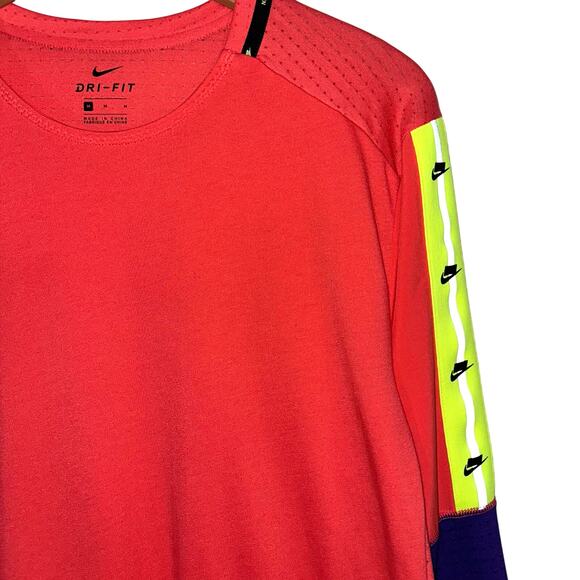 Nike Men’s Dri-Fit Wild Run Reflective Colorblock Long Sleeve Tee Size Medium - Picture 4 of 16